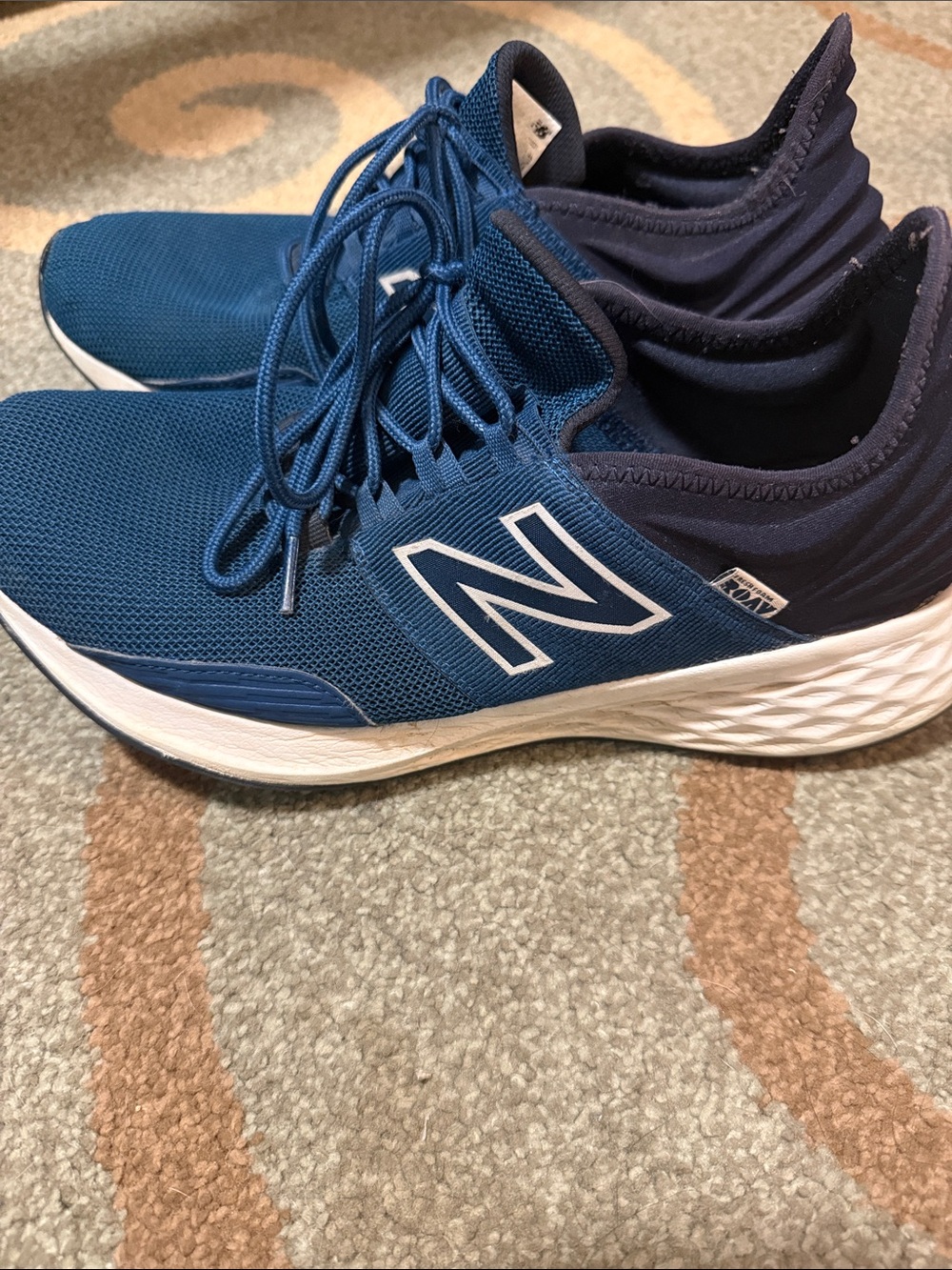 New Balance Men's Navy Blue Knit Athletic Sneakers - Picture 2 of 3